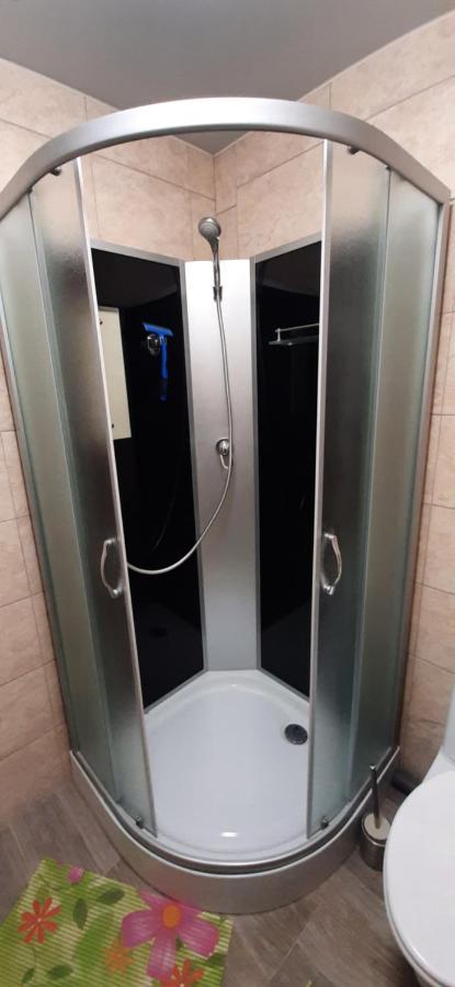 Elite Flats One Bedroom อูเตนา ภายนอก รูปภาพ